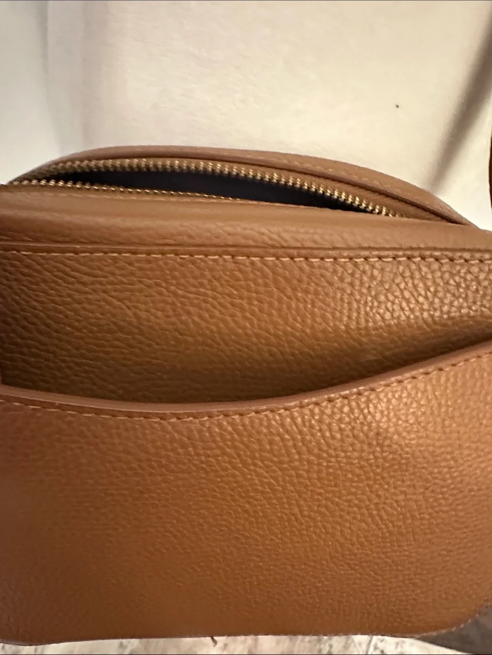 Women’s Brown Leather Crossbody Bag - Classic Minimalist